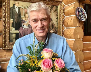 «Собрала и выставила его вещи»: Жена Бориса Щербакова рассказала о ревности к супругу