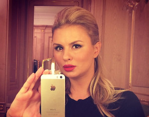 Анна Семенович рассказала о причинах появления лишних килограммов веса