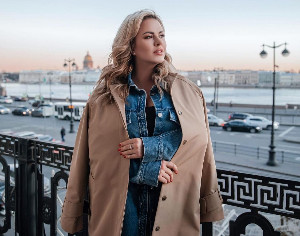 Певица Анна Семенович пожаловалась на обман со стороны бывшего ухажера