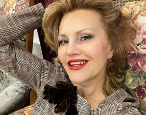 Выгнала свекровь из дома: Елена Старостина о проблемах в семье