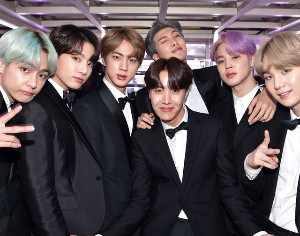 K-pop айдолы BTS опубликовали трейлер своего последнего концерта