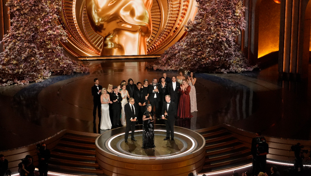 Триумф «Оппенгеймера», дебют Роберта Дауни–младшего: объявлены победители «Оскара–2024»