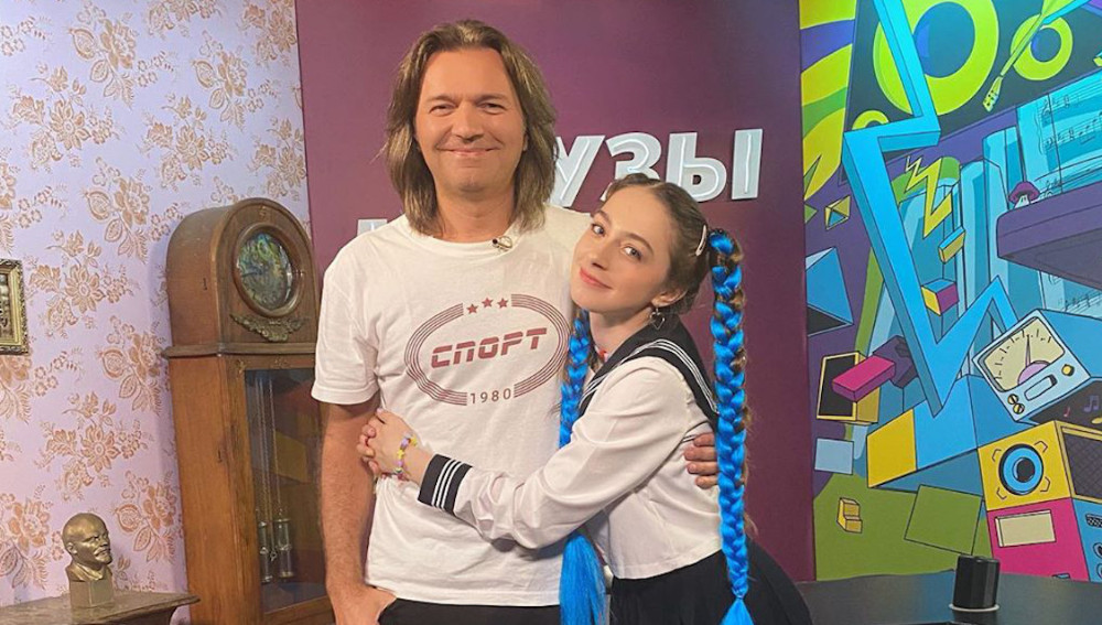Мэйби Бэйби учит TikTok’у Дмитрия Маликова в шоу «Музыкалити»