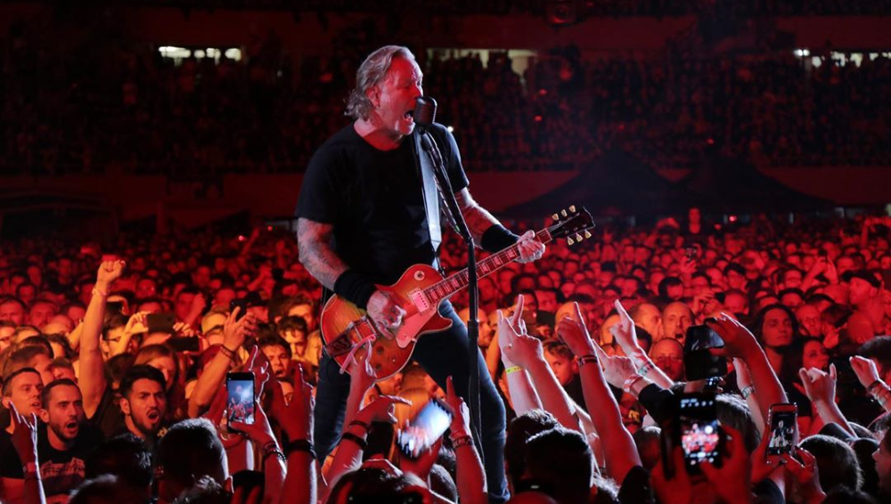 Концерт на 1 сегодня. Metallica James Hetfield. Metallica Concert 2023. Группа Metallica 1 концерт.