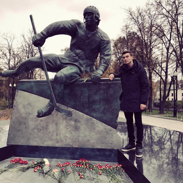 Как выглядят и чем занимаются дети советского хоккеиста Харламова. 39 лет назад они потеряли отца
