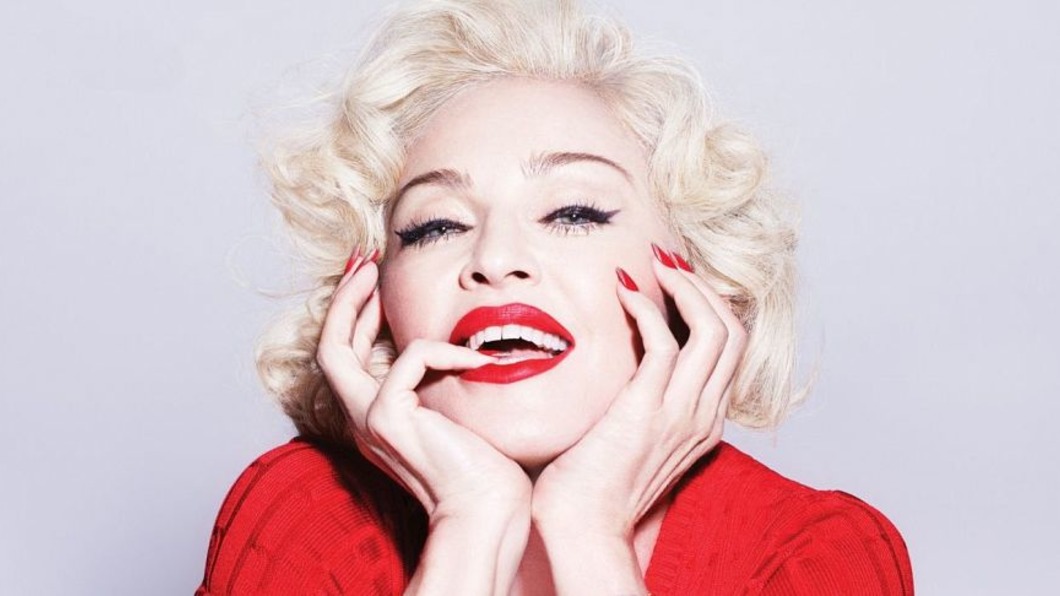 Невероятное признание: Мадонна показала, как превращается в блондинку